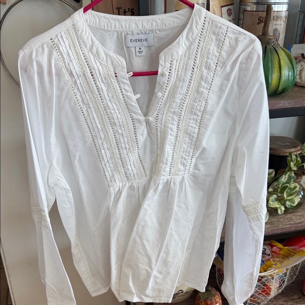 Evereve White Pintuck Lace-Trim Peasant Top